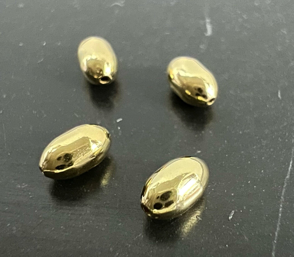 Olive, vergoldetes 925-Silber, 4,5 × 2,7 mm | A44
