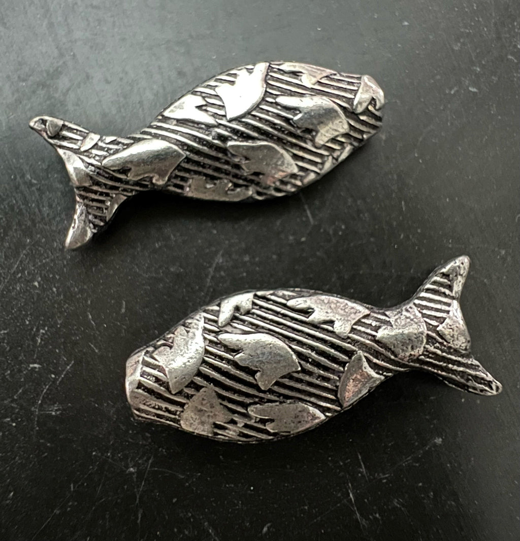 Kupfer Fisch Perle, versilbert, geschwärzt, 20 × 8 mm | E14