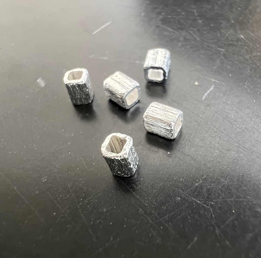 Rechteck, 925-Silber, gebürstet, 3,1 × 2,3 mm | B50