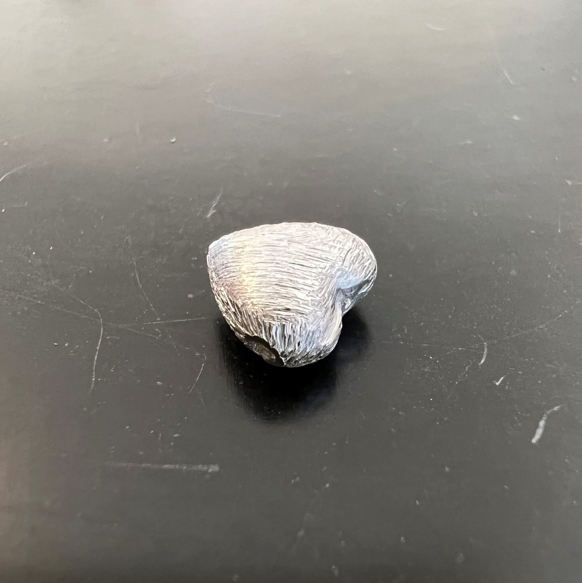 Herz, 925-Silber, gebürstet, 8,5 × 8 × 4,6 mm | B53