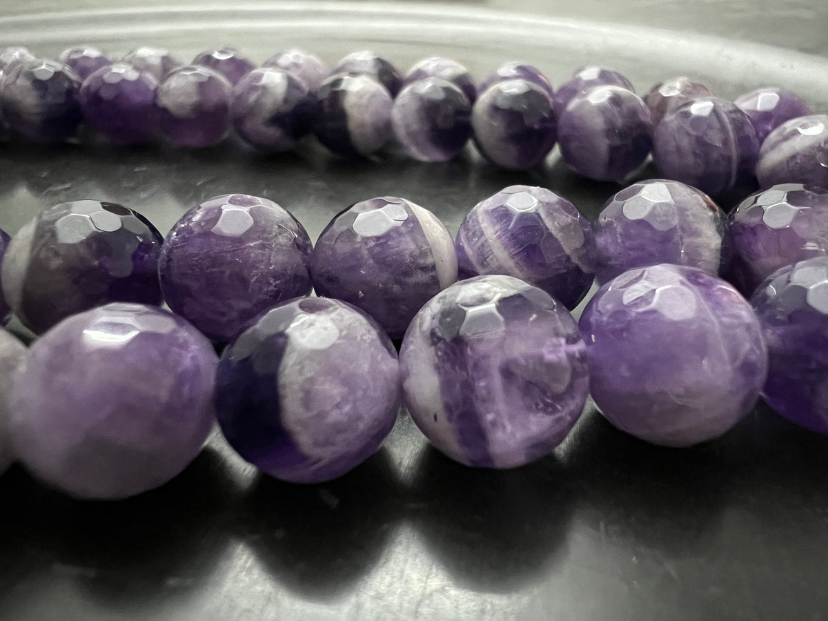 Amethyst Strang, Kugeln, facettiert, Lavendel, 6 mm & 10 mm