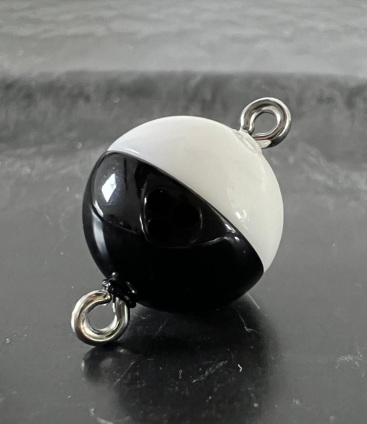 Magnet Verschluss, kugelförmig, schwarz-weiß, 8 / 10 / 12 mm | Made in Germany