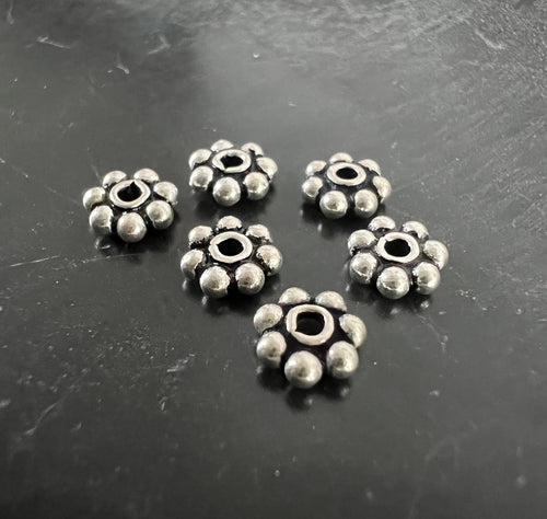 Small flower, 925 silver, blackened, 5.5 mm | D58