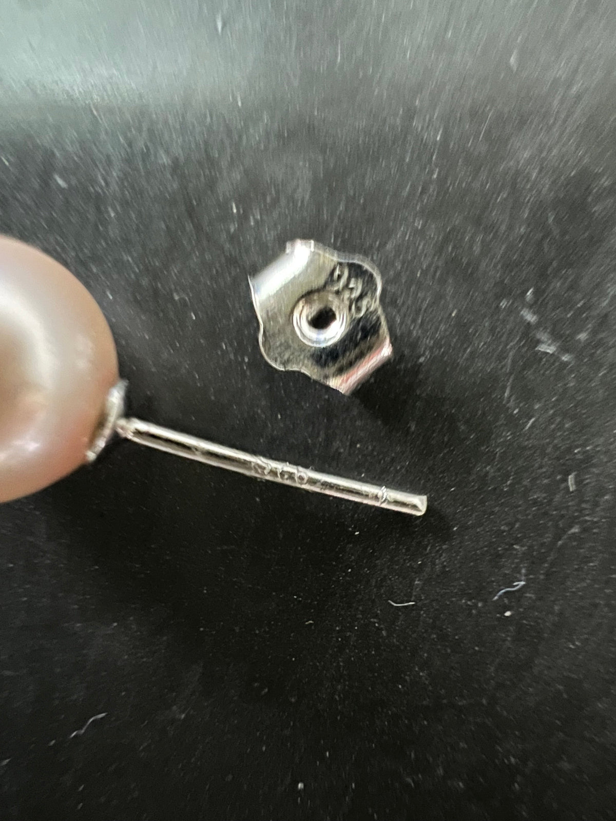 Muschelkern Ohrstecker 925-Silber, lachs-rosa, 8 mm | F18