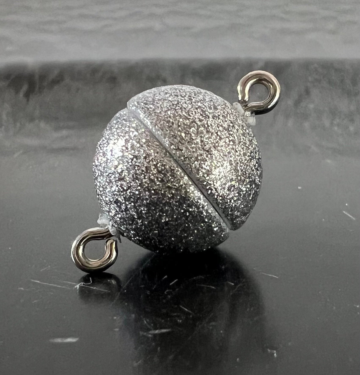 Magnet Verschluss, kugelförmig, silber Glitzer, 8 / 10 / 12 mm | Made in Germany