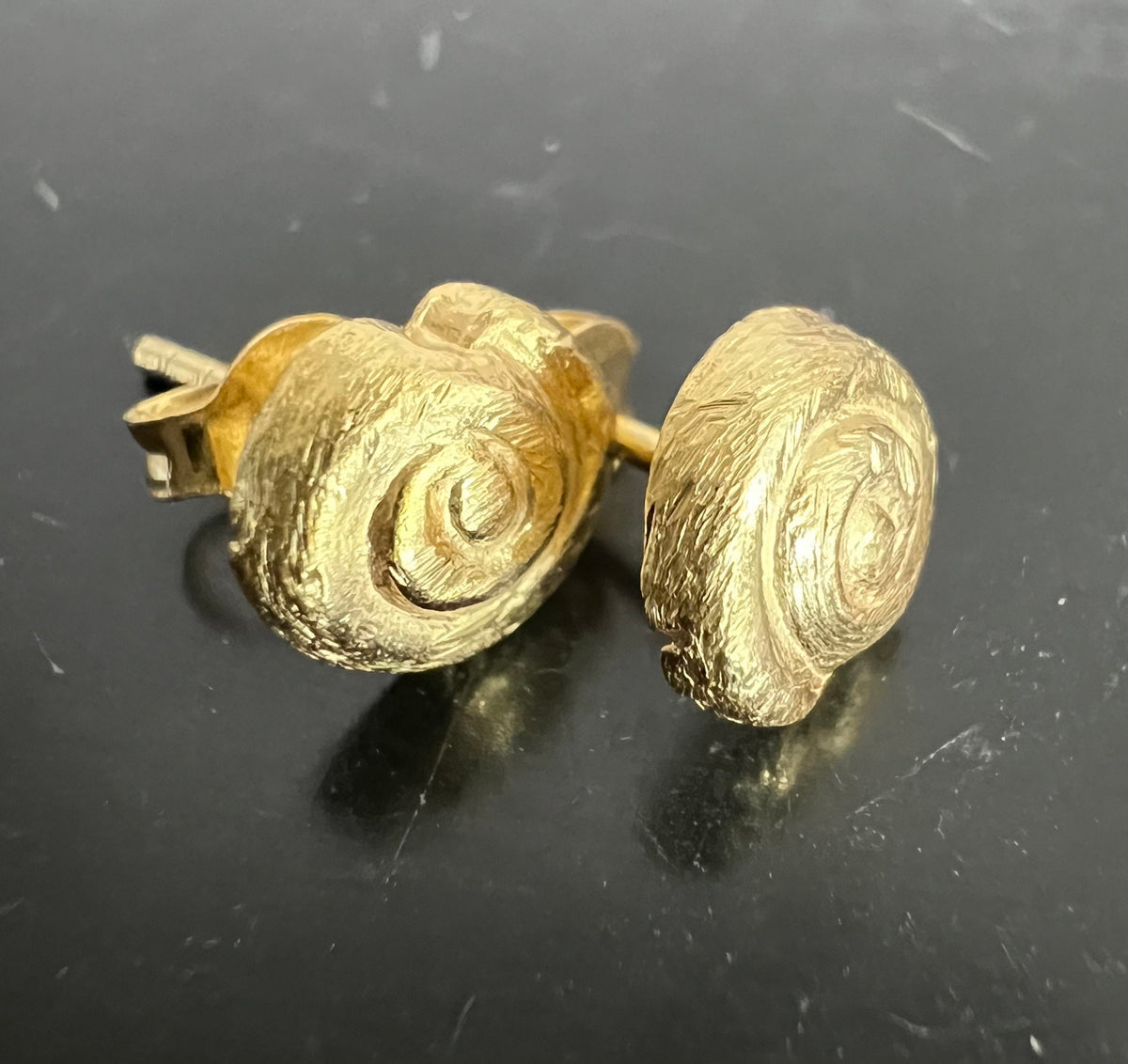 Schnecken Ohrstecker vergoldetes 925-Silber, 8 mm - C56