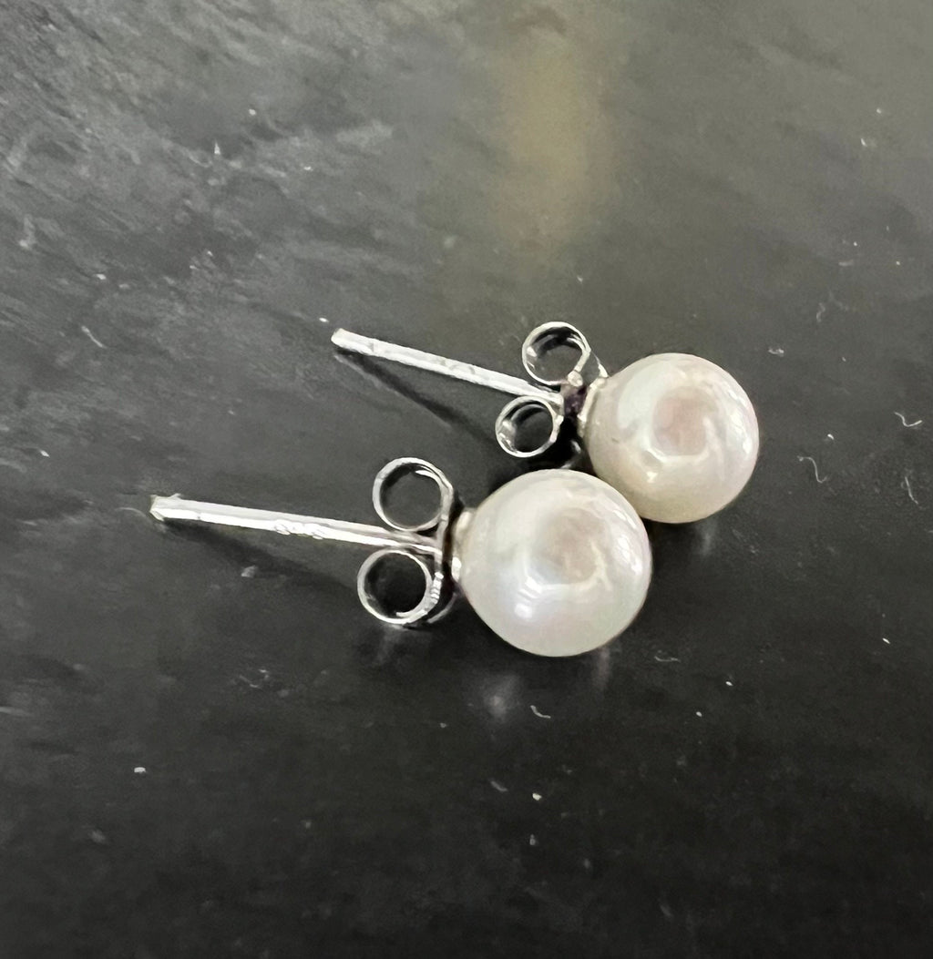 Ohrstecker Muschelkern 925-Silber, weiß, 6 mm - F16
