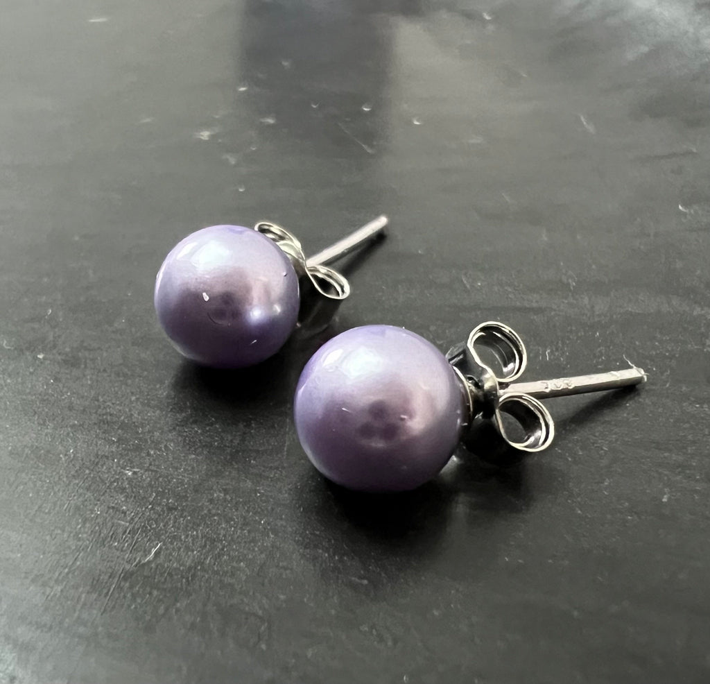 Shell pearl stud earrings, 925 sterling silver, lilac, 6 mm | F21