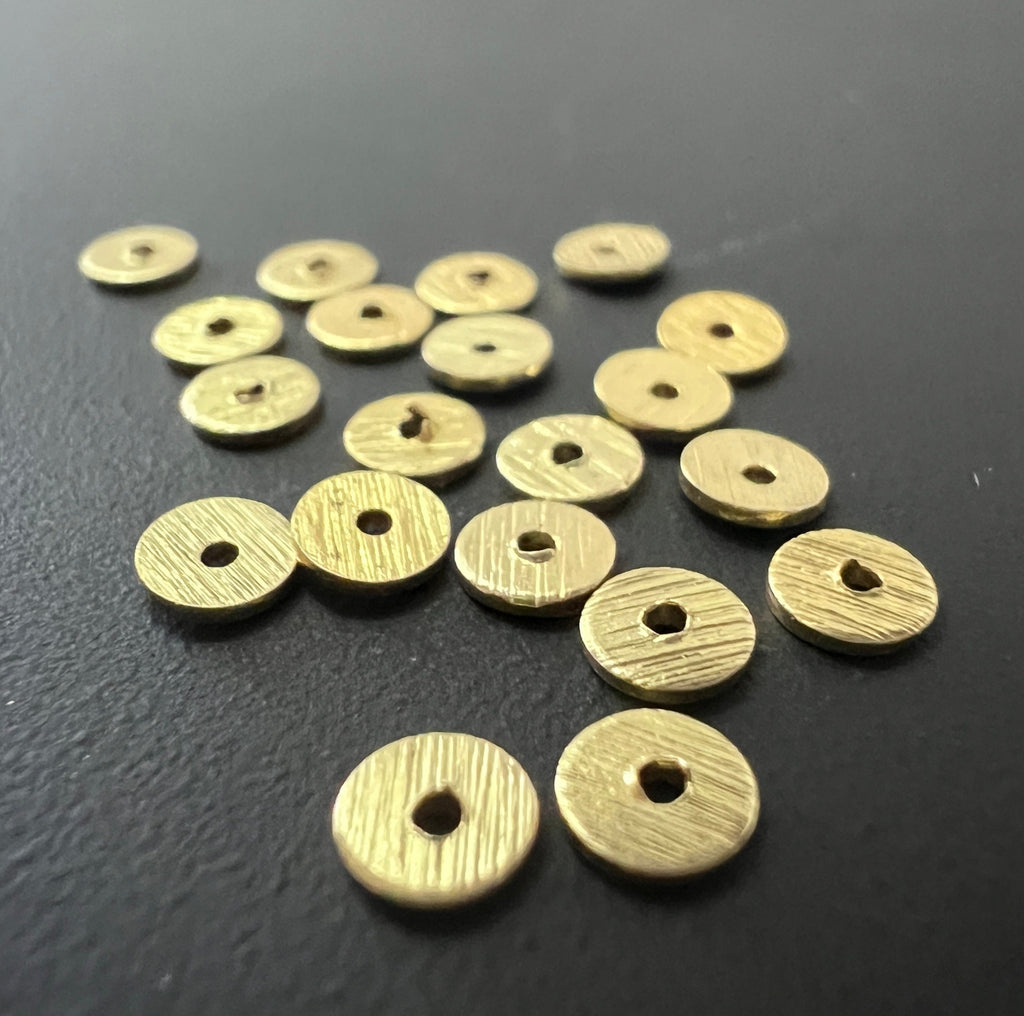 Disc, 925 sterling silver gold-plated, 4 mm | F27