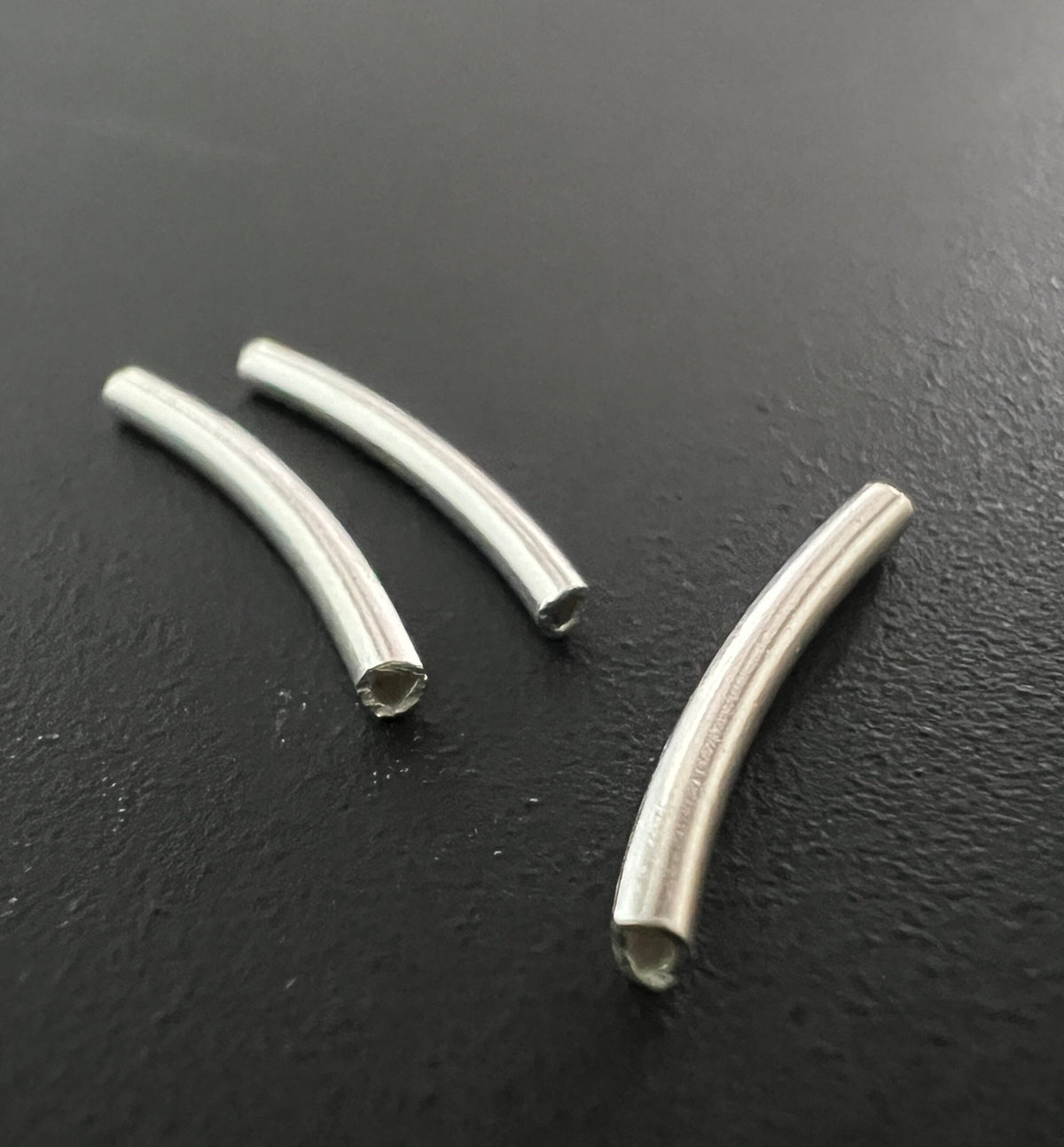 Gebogene Röhrchen, 925-Silber, 15 × 1,5 mm | C60