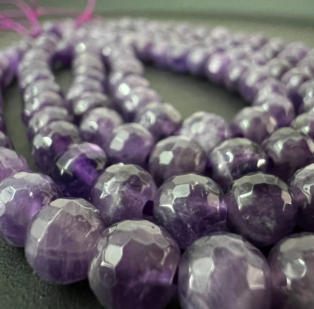 Amethyst Strang, Kugeln, facettiert, 6 mm | S23