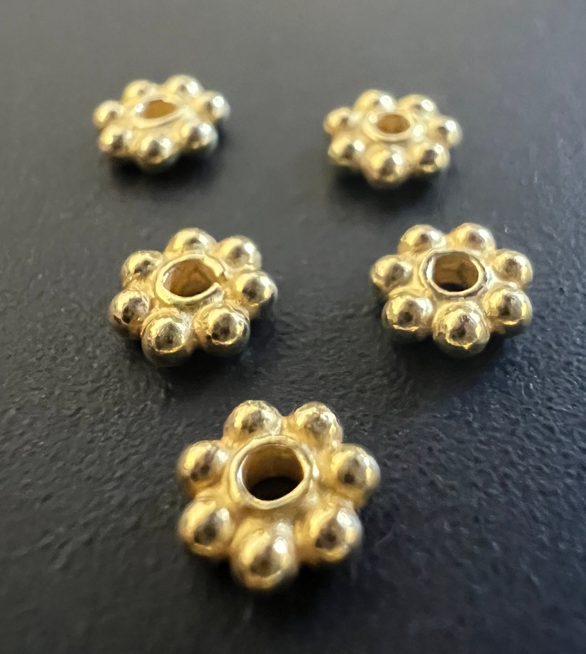 Blumen Perle, vergoldetes 925-Silber, 5 mm | F43