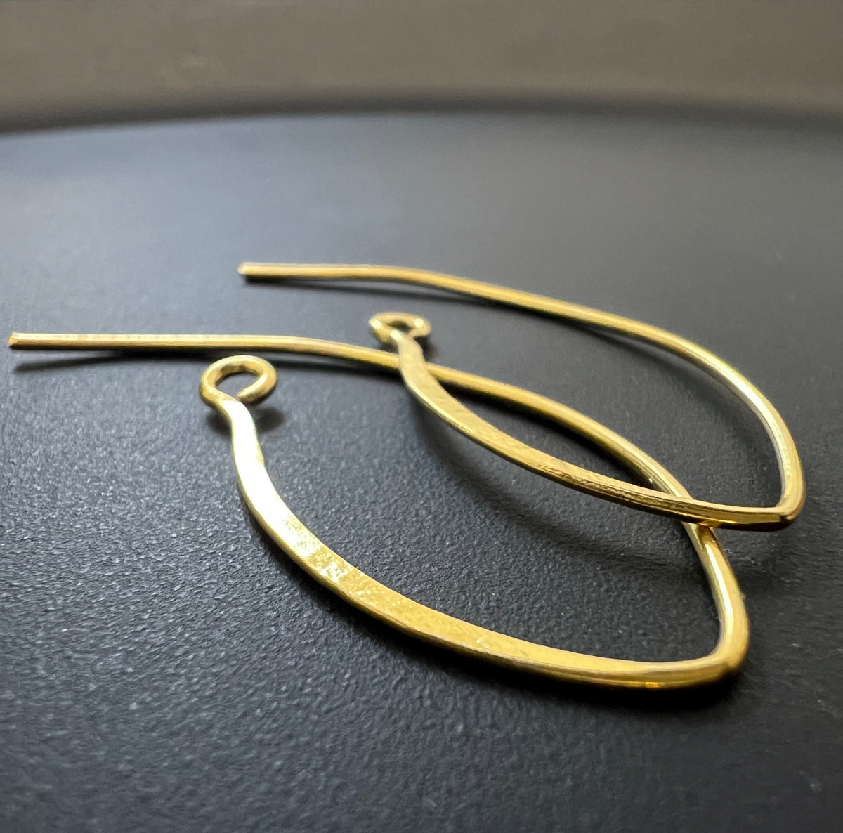 Ohrhaken vergoldetes 925-Silber, 43 × 19 mm, Draht 1 mm | F44