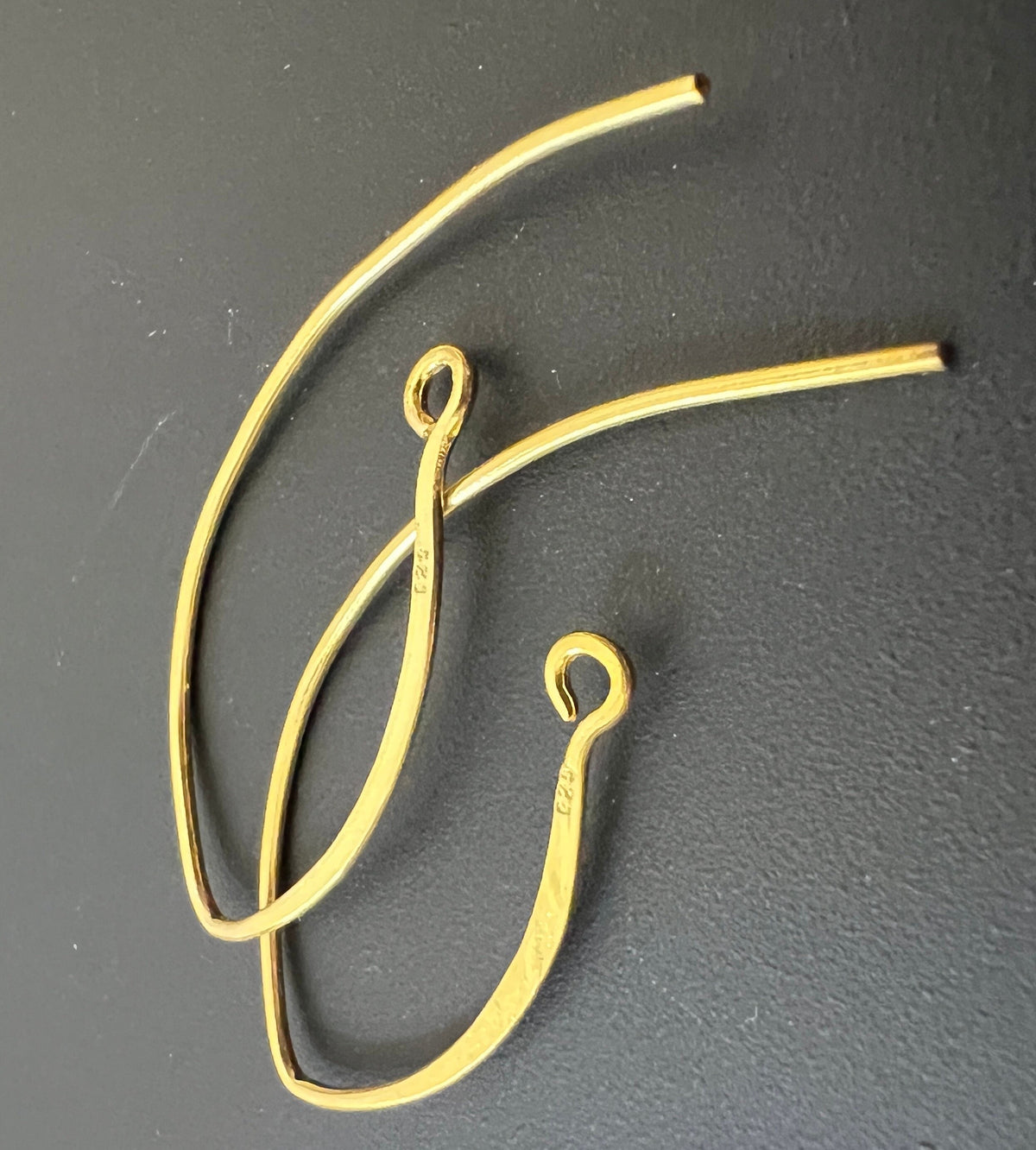 Ohrhaken vergoldetes 925-Silber, 43 × 19 mm, Draht 1 mm | F44