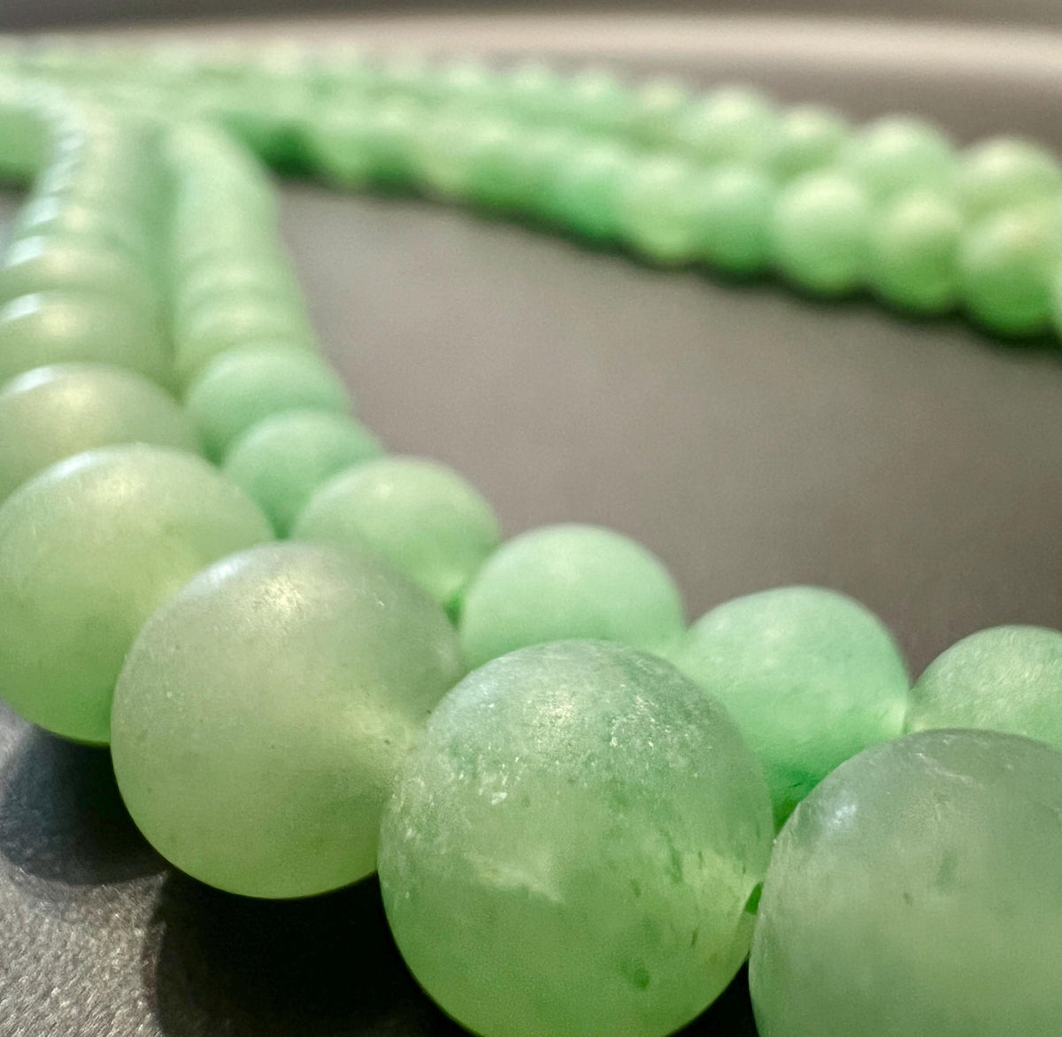 Grüner Aventurin Strang, Kugeln, matt, 6,5 mm & 8 mm