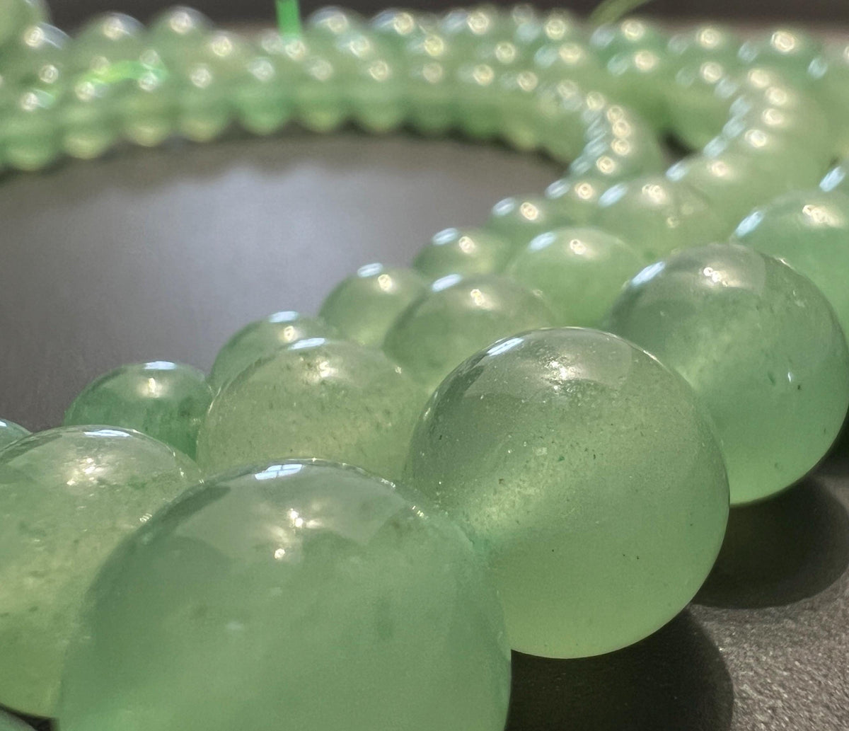 Grüner Aventurin Kugeln Strang, 6,5 – 10,5 mm