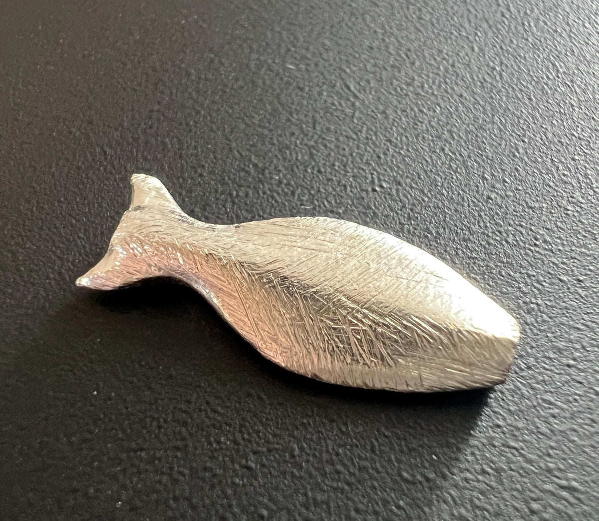 Fisch, 925-Silber, gebürstet, 20 × 7,5 mm | D40