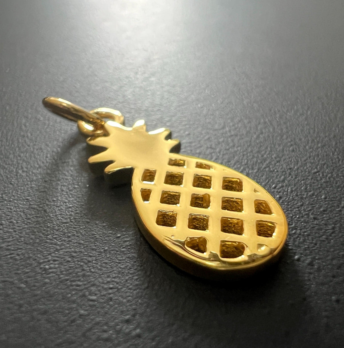 Ananas Anhänger 925-Silber oder vergoldet, 23 × 9 mm