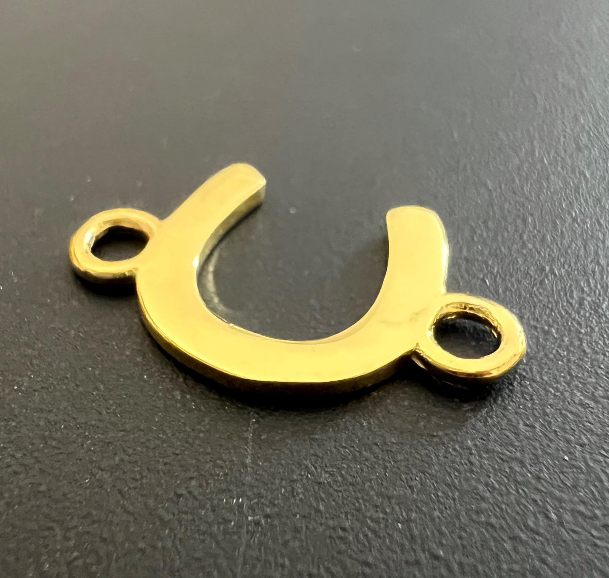 Hufeisen Zwischenelement vergoldetes 925-Silber, 19 × 12 mm | T47
