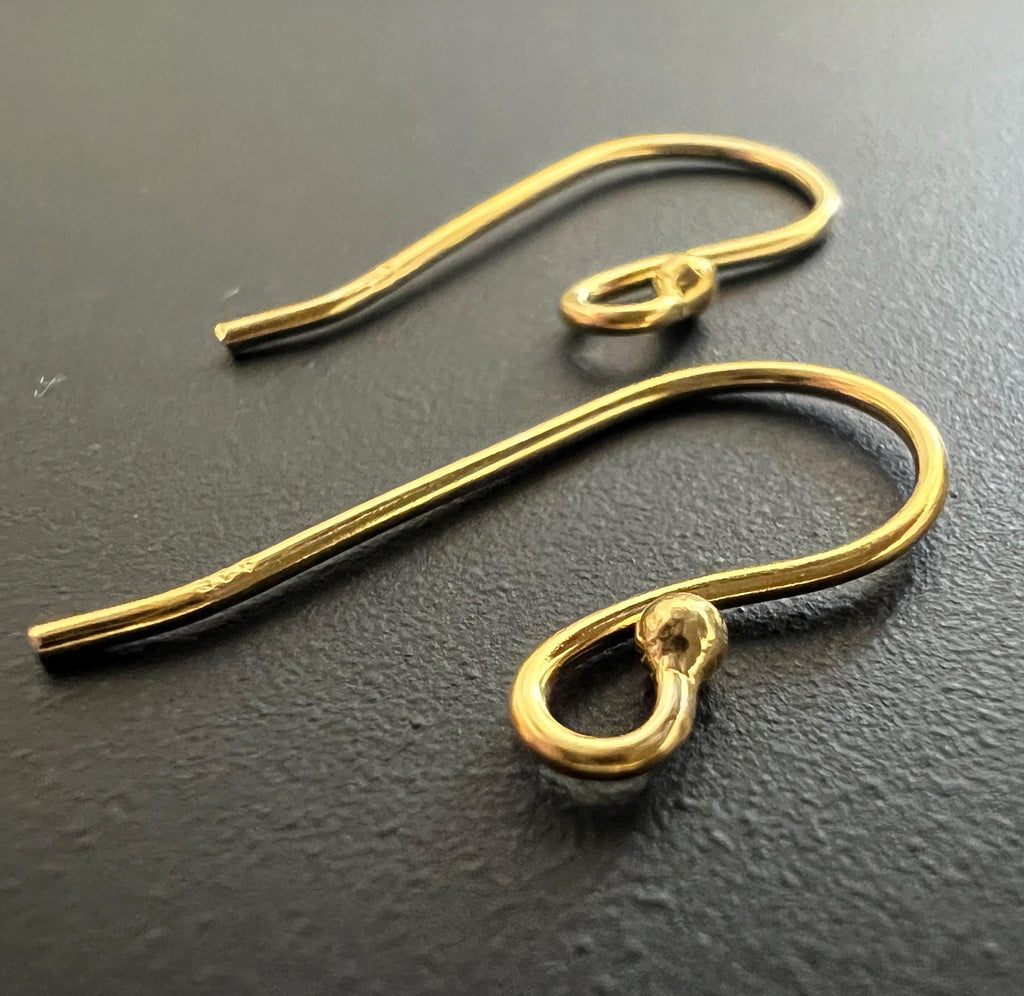 Gold-plated 925 sterling silver ear hooks, 22 × 11 mm, 0.8 mm wire | B10