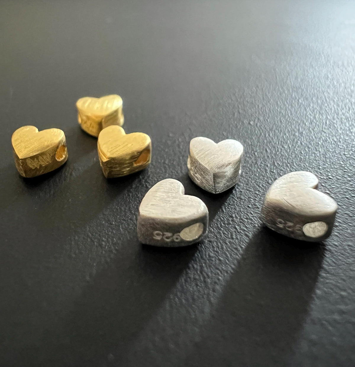 Herz Perle, 925-Silber oder vergoldet, matt, 5 × 5 mm