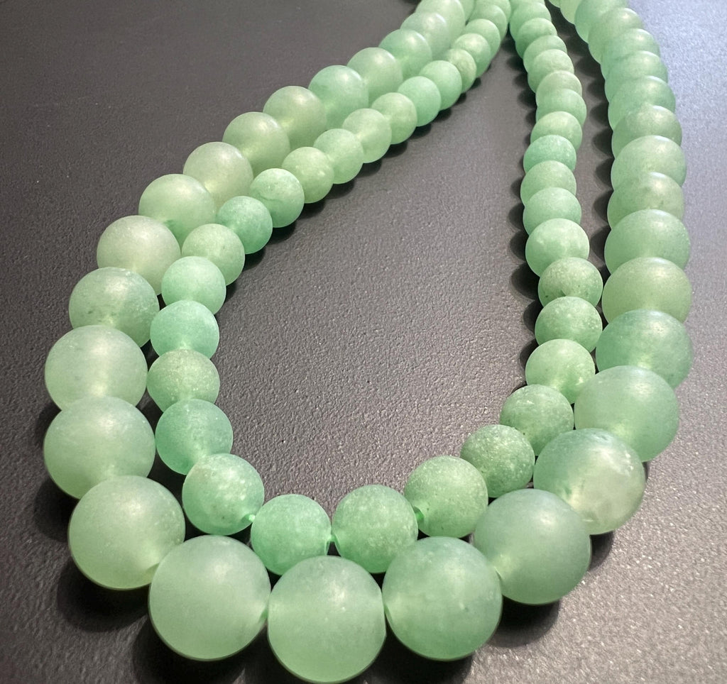 Grüner Aventurin Strang, Kugeln, matt, 6,5 mm & 8 mm