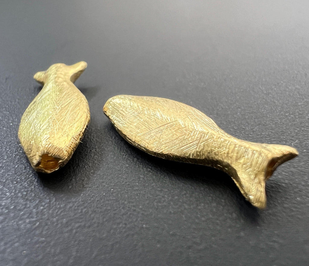 Fisch Perle, vergoldetes 925-Silber, gebürstet, 20 × 7,5 mm | F49