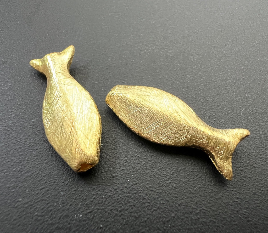Fisch Perle, vergoldetes 925-Silber, gebürstet, 20 × 7,5 mm | F49