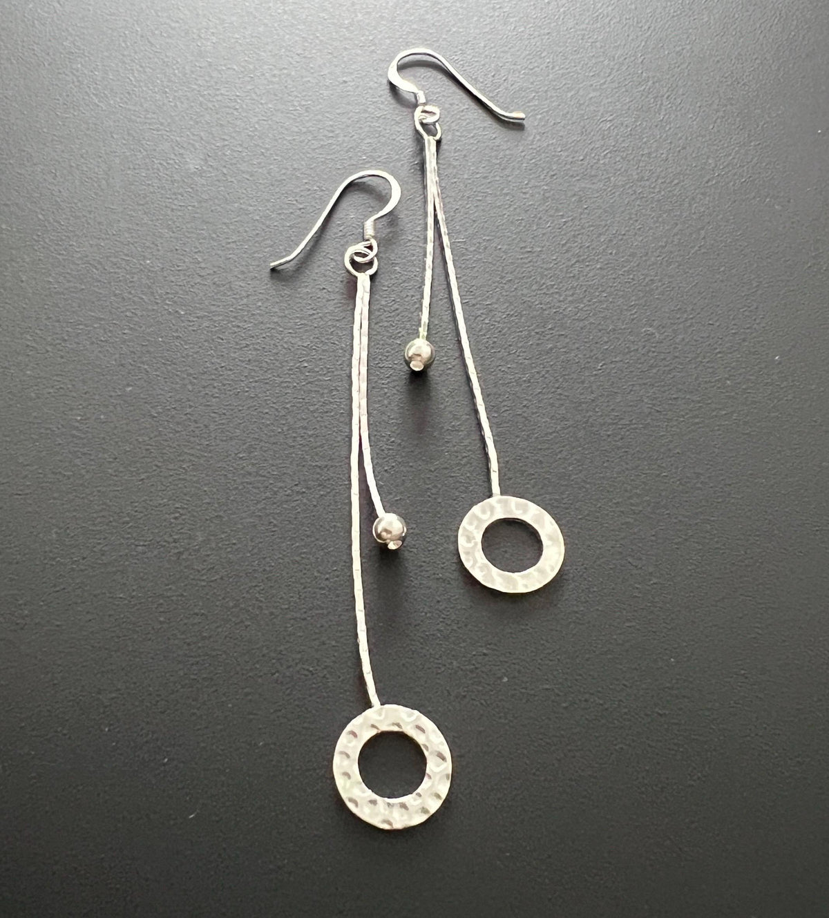 Hängeohrringe 925-Silber, mehrreihig, Kugel & Ring, 65 mm | T87
