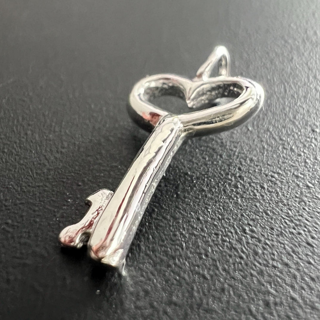 Schlüssel Anhänger 925-Silber, 9 × 19 mm | T101