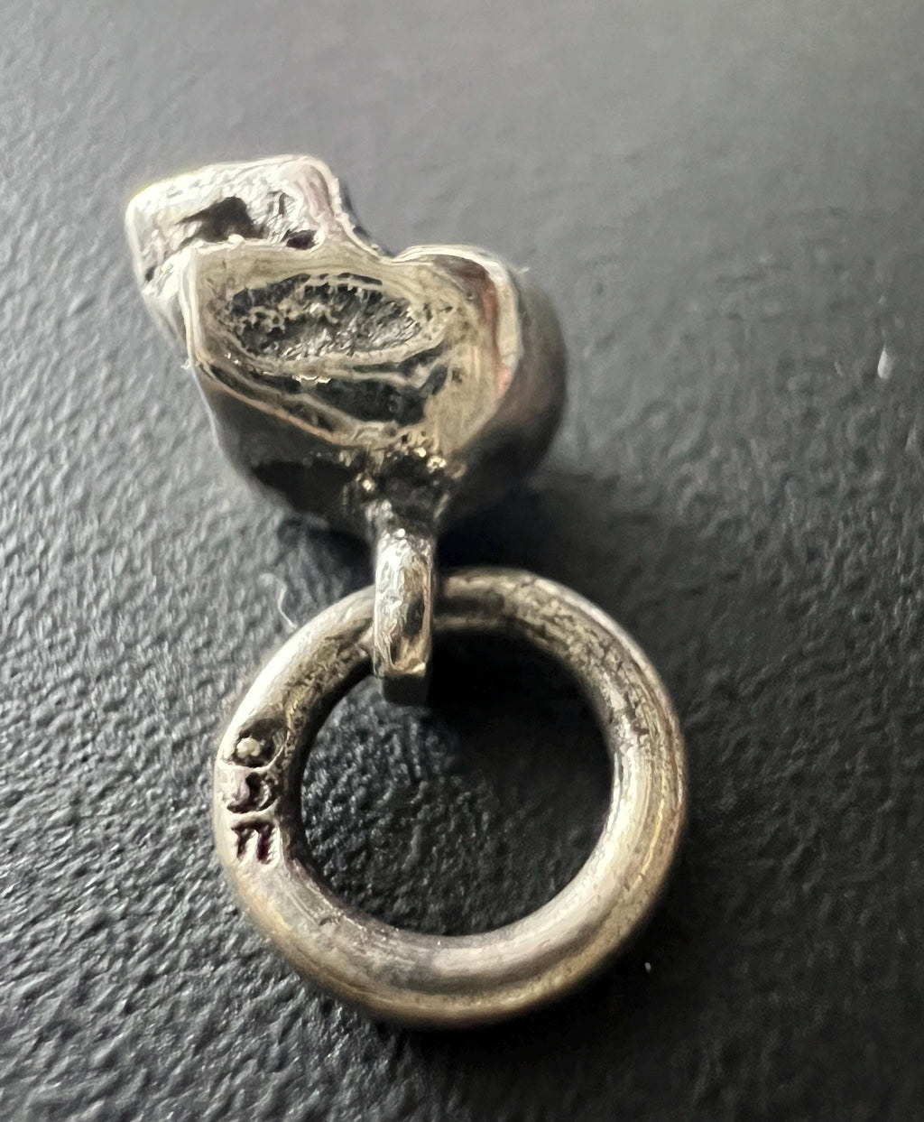 Totenkopf Anhänger 925-Silber, 5 × 8 mm | T106