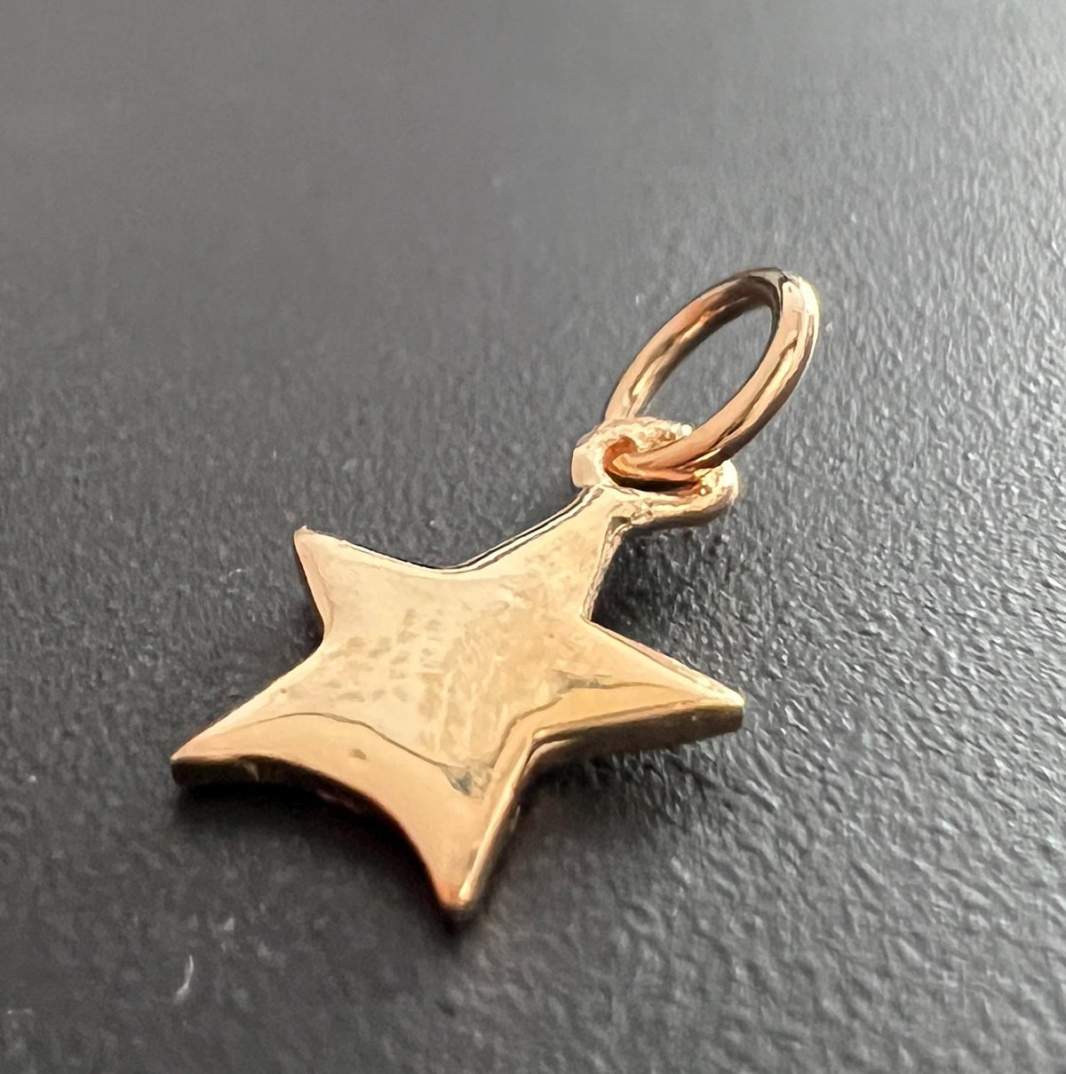 Stern Anhänger rosévergoldetes 925-Silber, 9,5 × 12,5 mm | T113
