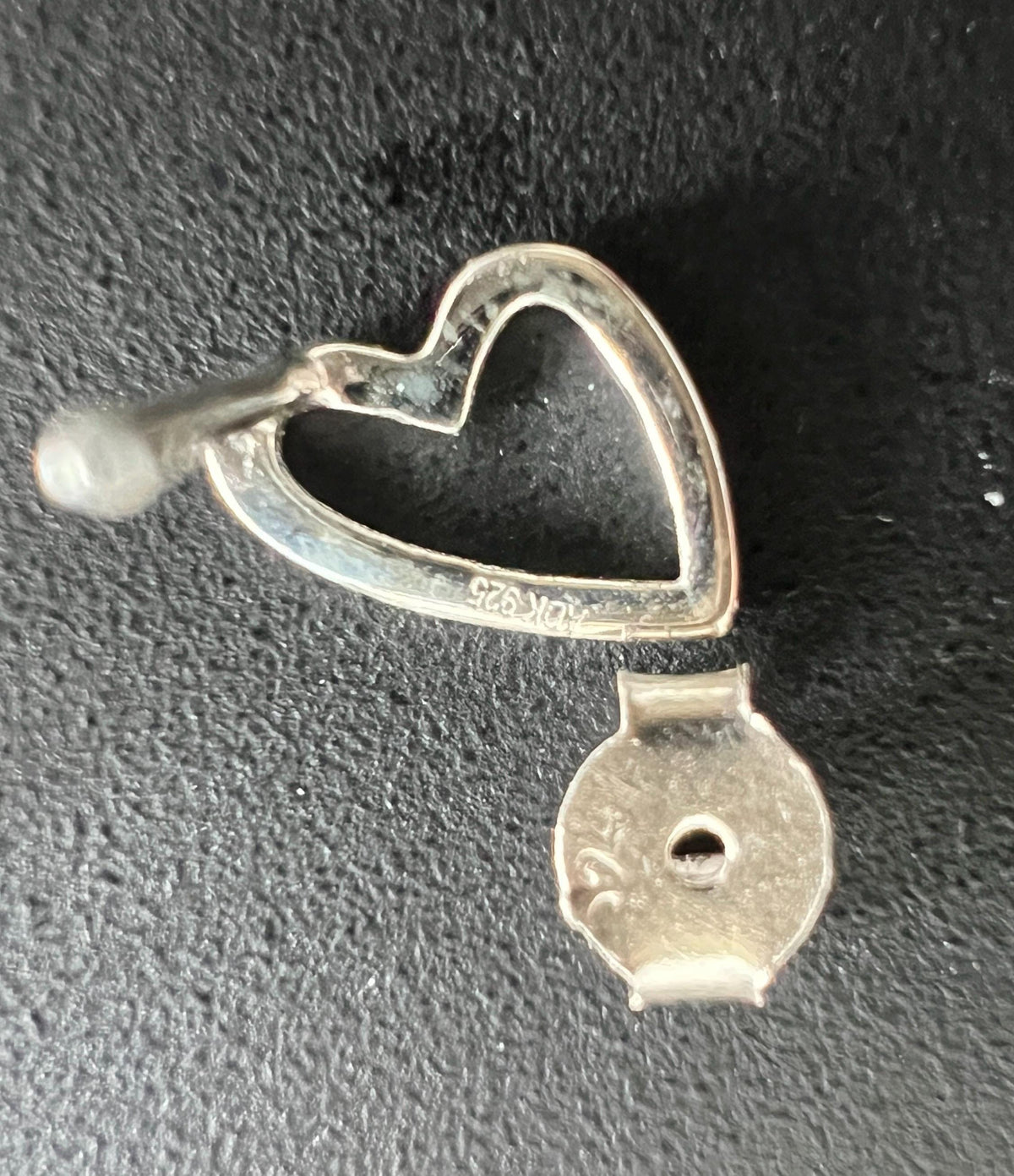 Herz Ohrstecker 925-Silber oder vergoldet, 7 × 10 mm