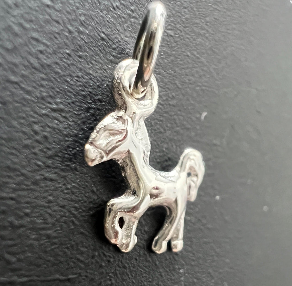 Pferd Anhänger 925-Silber, 10 × 8 mm | T99