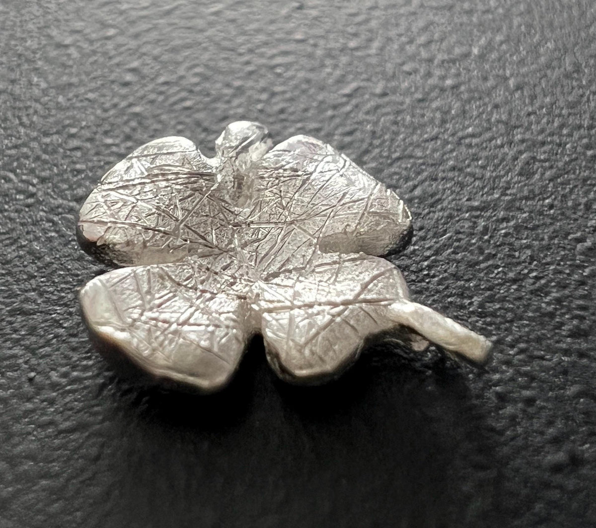 Glücksklee Anhänger 925-Silber, 7,5 mm | T103