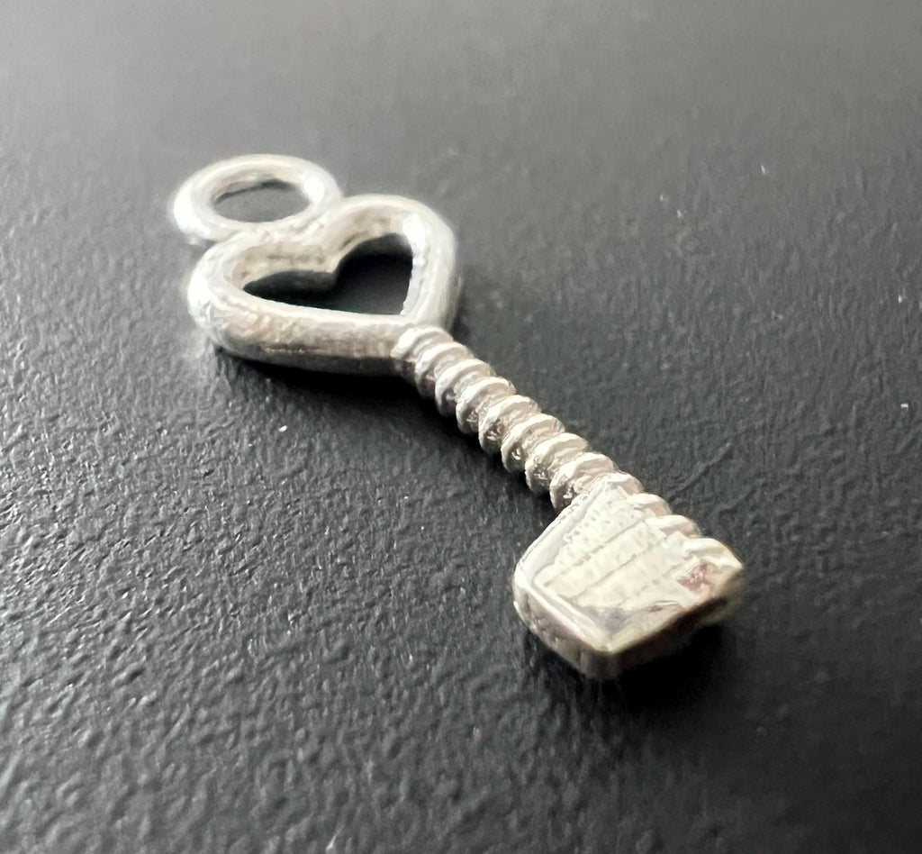 Schlüssel Anhänger 925-Silber, 7,5 × 20 mm - T104