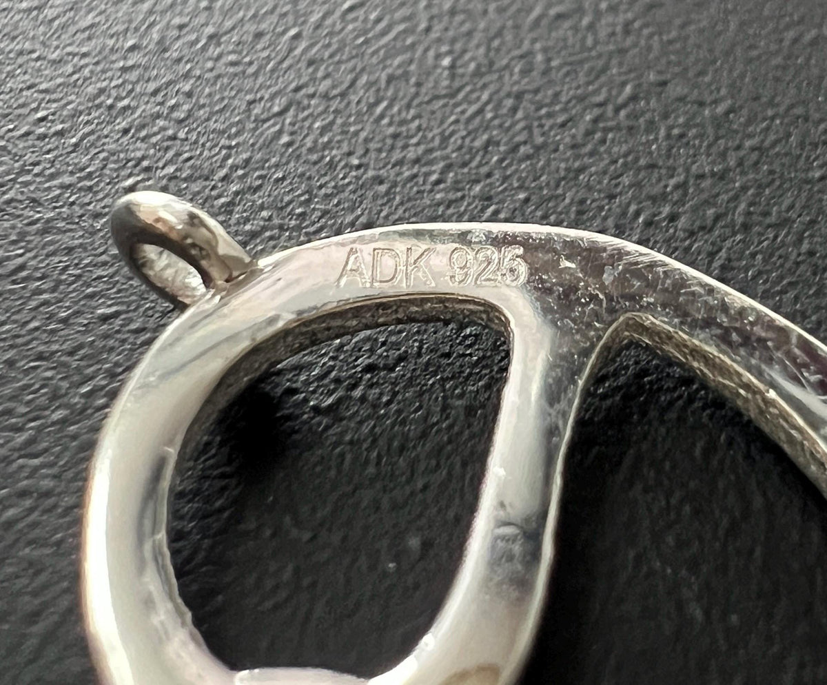Brezel Anhänger 925-Silber oder vergoldet, 2 Ausführungen