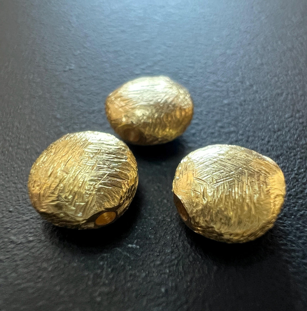 Coin / lens, gold-plated 925 sterling silver, brushed, 6 – 12 mm