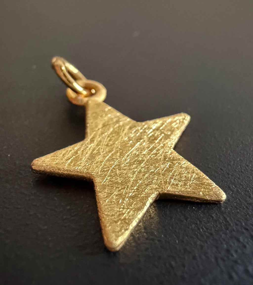 Stern Anhänger 925-Silber oder vergoldet, gebürstet, 14 × 17,5 mm