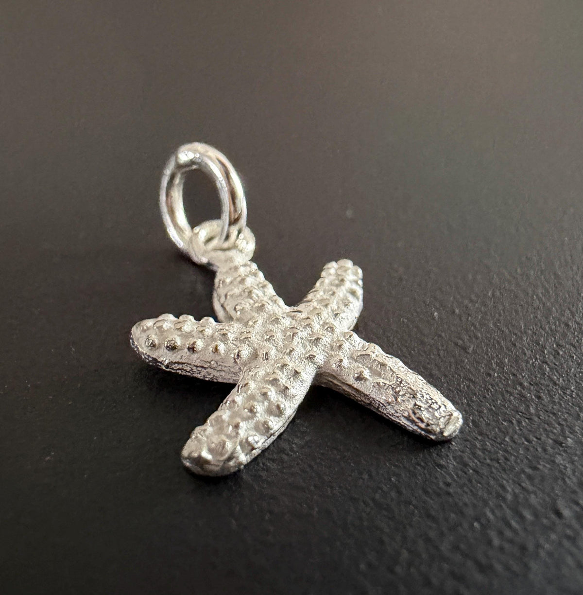 Seestern Anhänger 925-Silber, 9 × 12 mm | U13