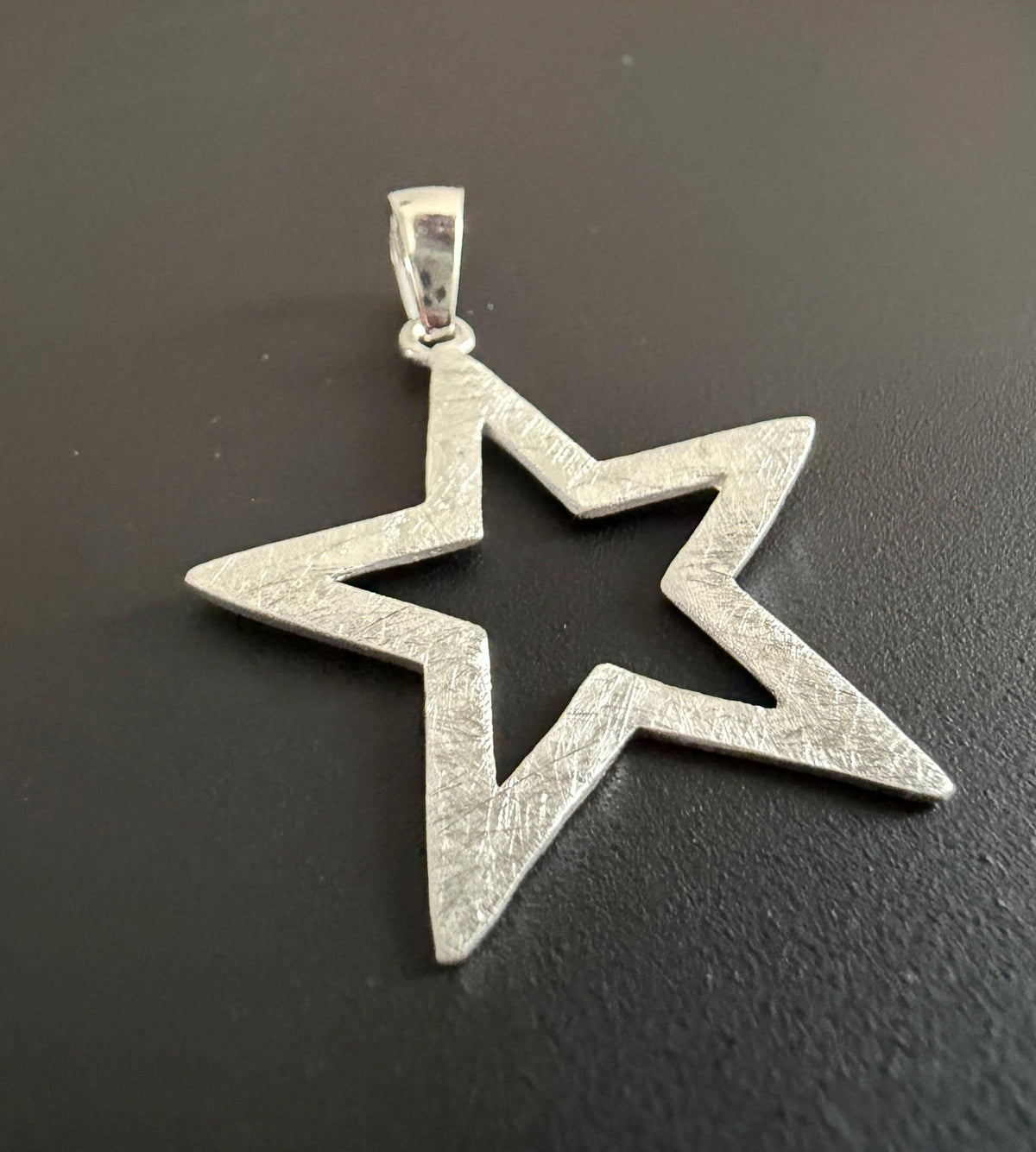 Stern Anhänger 925-Silber, gebürstet, 28 × 31 mm | U23