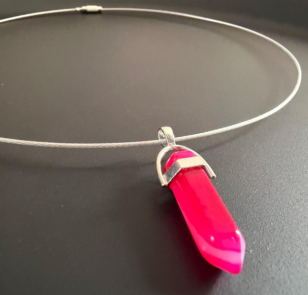 Achat Energiespitze Anhänger, gefärbt, pink oder blau, 39 mm