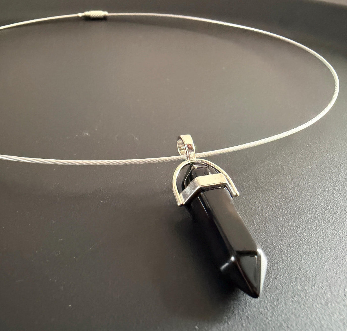 Onyx / Sardonyx Anhänger, Stift / Energiespitze | ST4