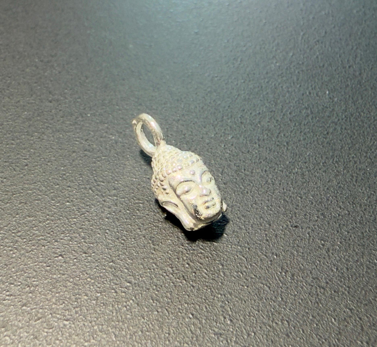 Buddha Kopf Anhänger 925-Silber, 13,5 × 11 mm | U5