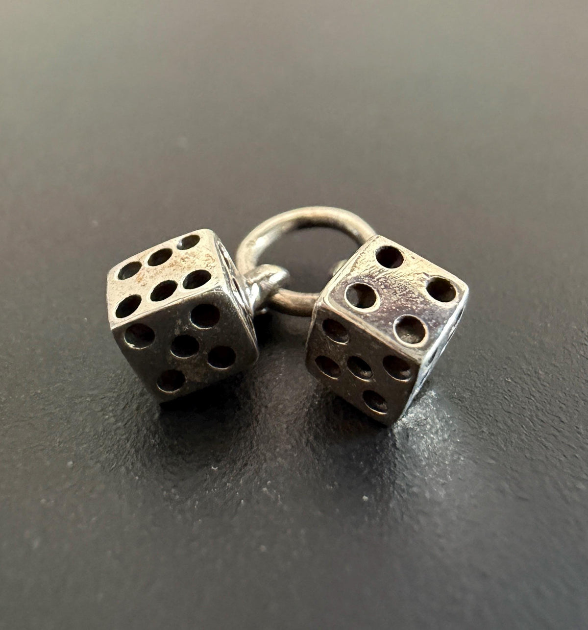 Würfel Anhänger 925-Silber, geschwärzt, 5 × 5 mm | U26