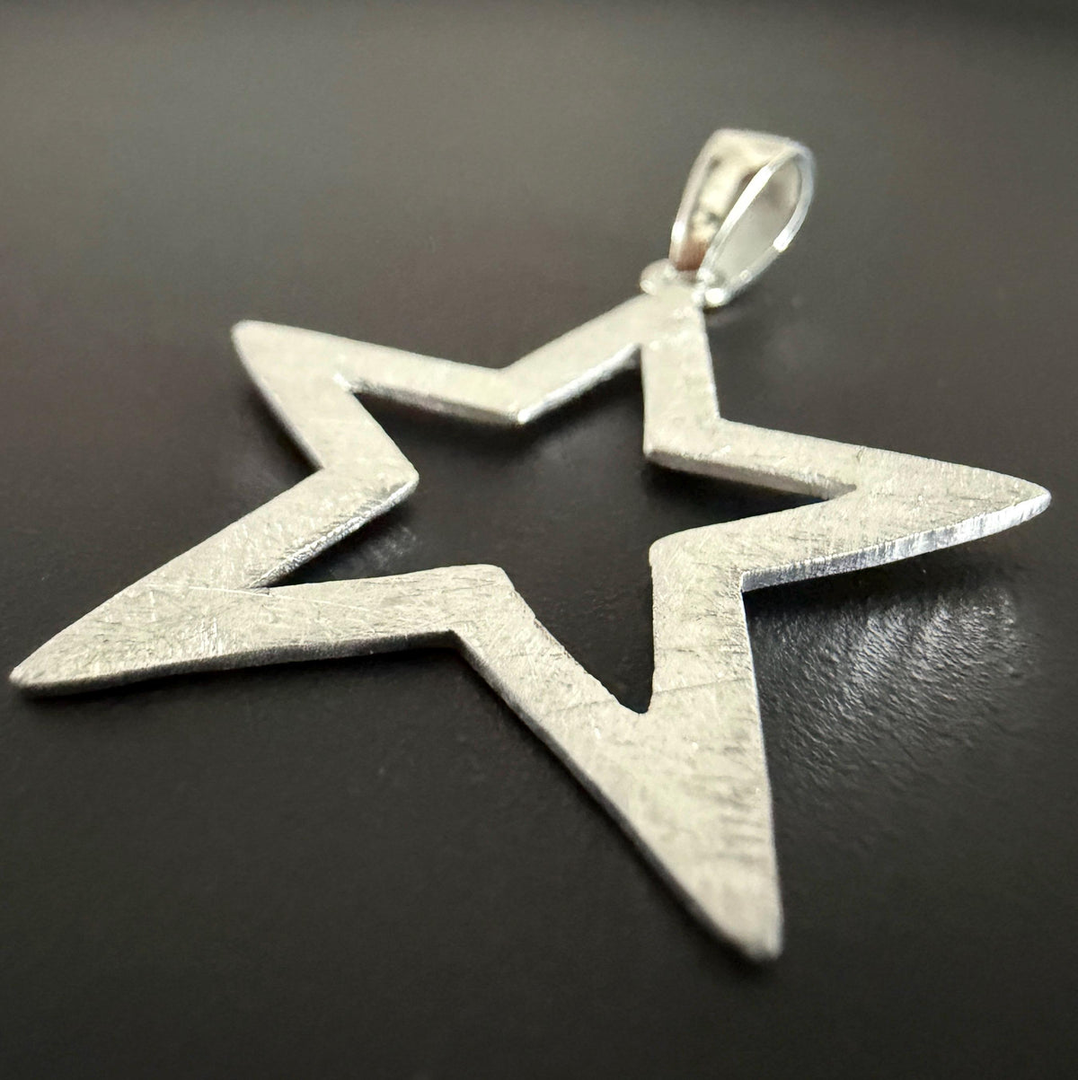 Stern Anhänger 925-Silber, gebürstet, 28 × 31 mm | U23