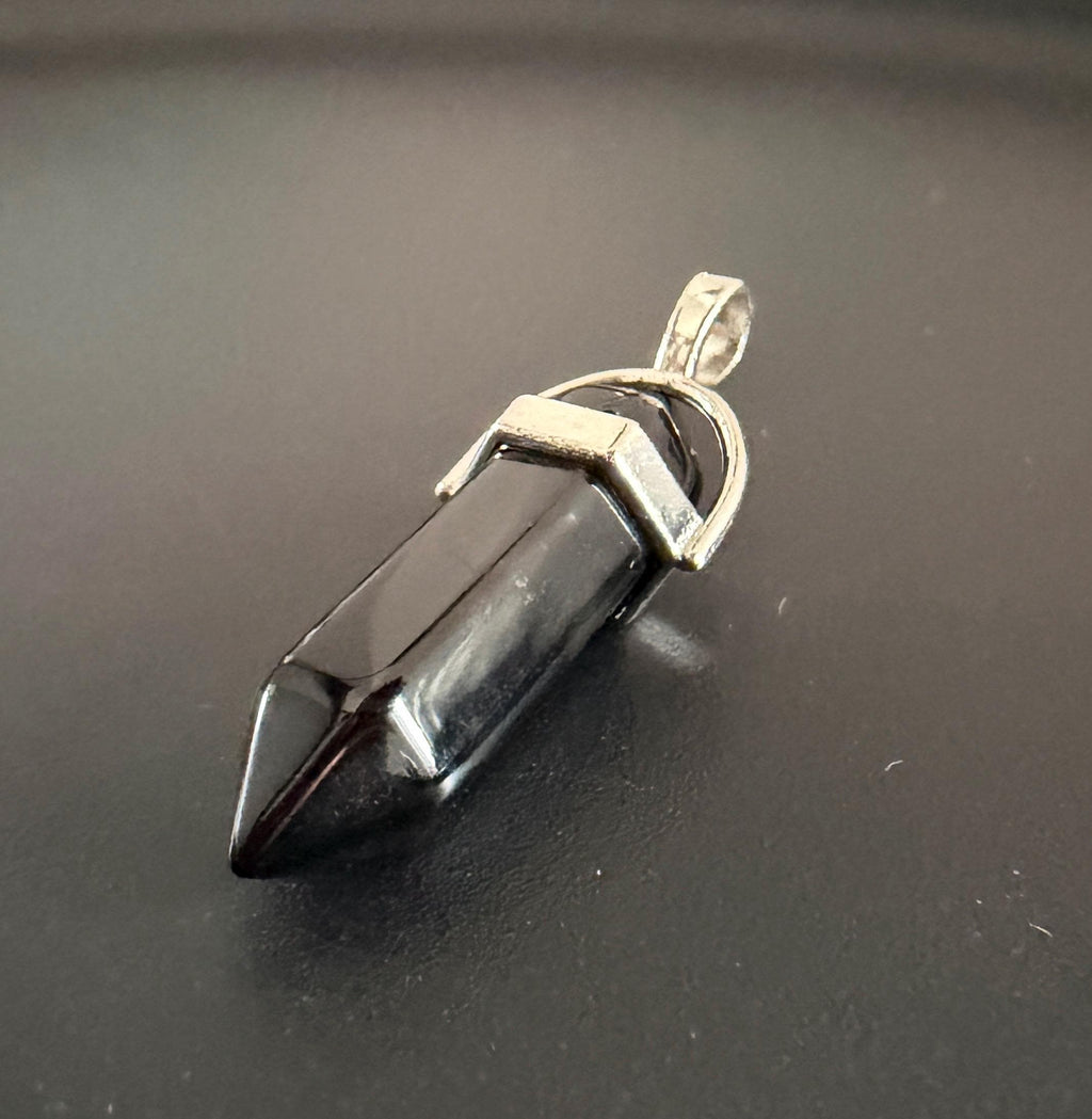 Onyx / Sardonyx Anhänger, Stift / Energiespitze | ST4