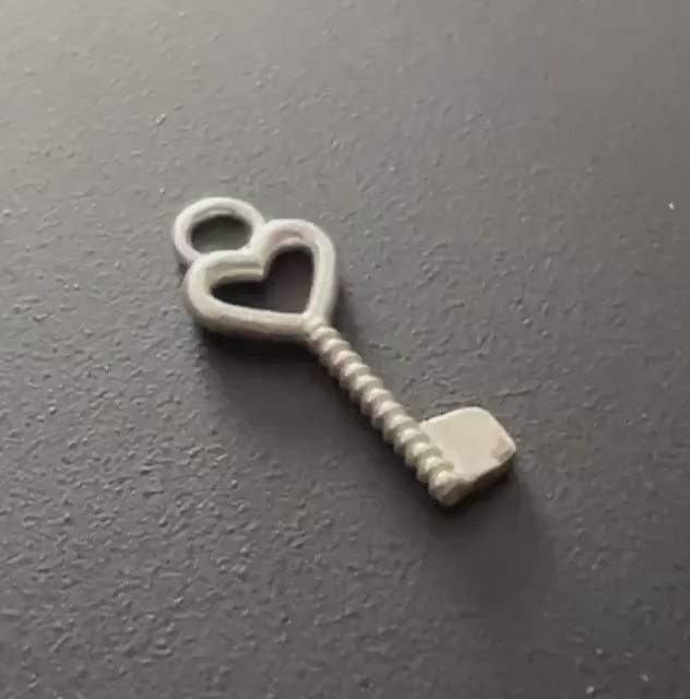 Schlüssel Anhänger 925-Silber, 7,5 × 20 mm - T104