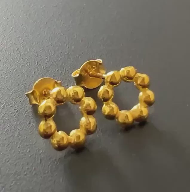 Ball stud earrings gold-plated 925 sterling silver, 9 mm | T30